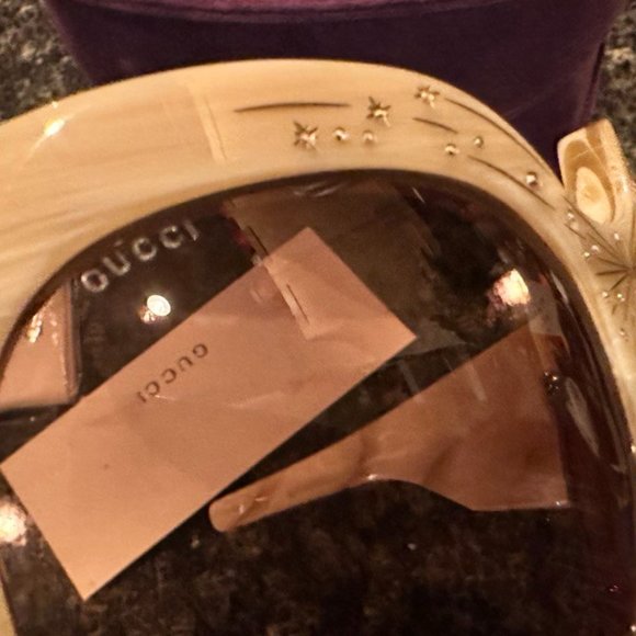 Gucci Hollywood Forever Saks exclusive 48mm sunglasses Beige 1,000 - Picture 2 of 7
